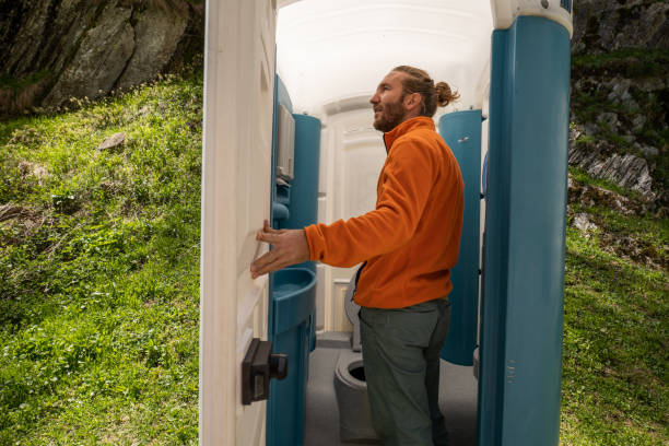 Best Portable bathroom rental  in Marathon, FL